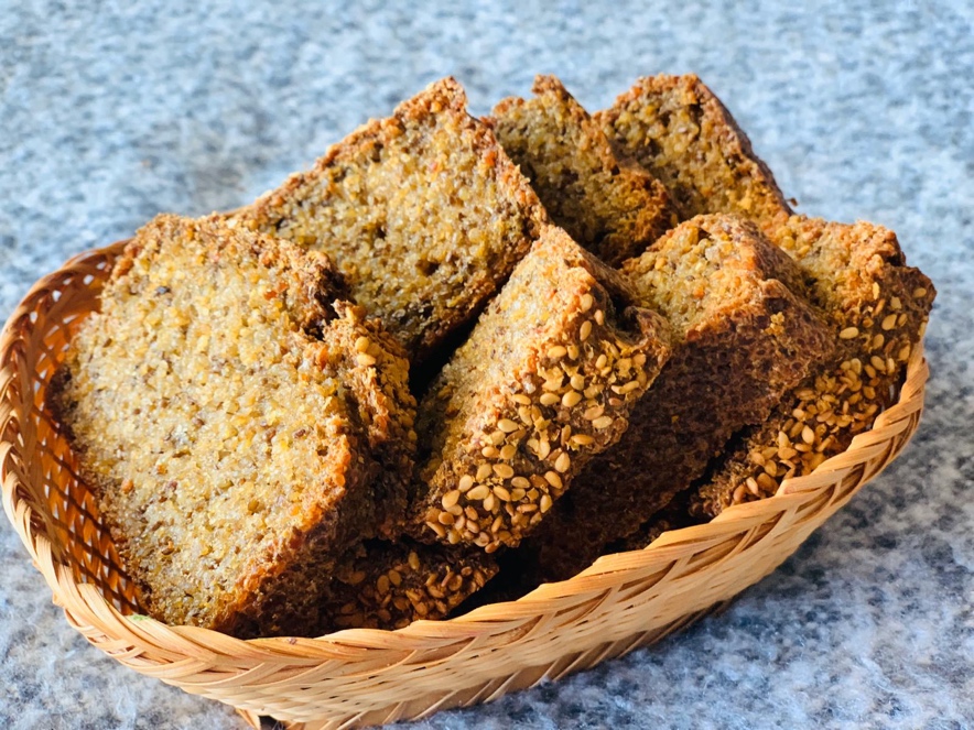 Pan de Quinoa SIN GLUTEN - Receta saludable y Vegana ¡Muy fácil!